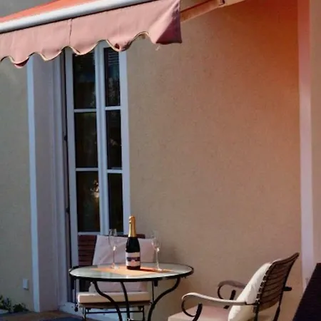 Seedomizil Apartament